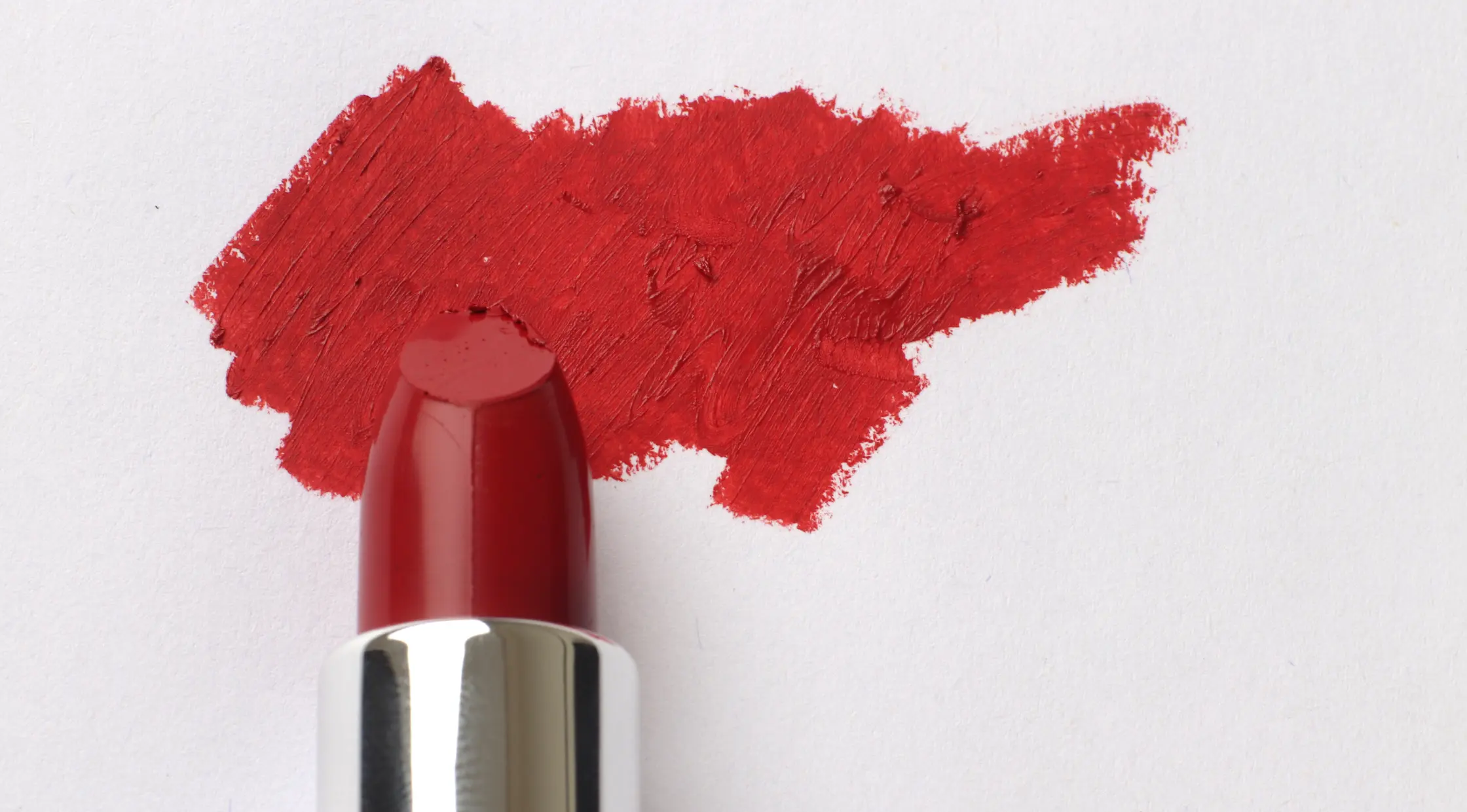 História do batom: 6 curiosidades sobre esse cosmético